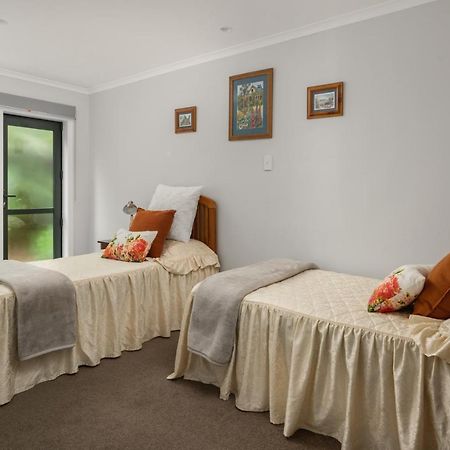 Fabulous Apartment With Private Spa Pool & Gym Picton Buitenkant foto