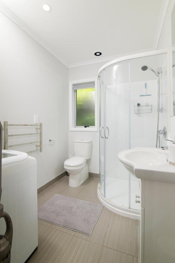 Fabulous Apartment With Private Spa Pool & Gym Picton Buitenkant foto